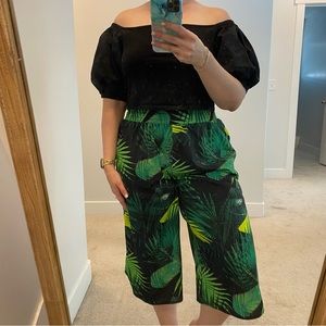 Fabletics tropical capris